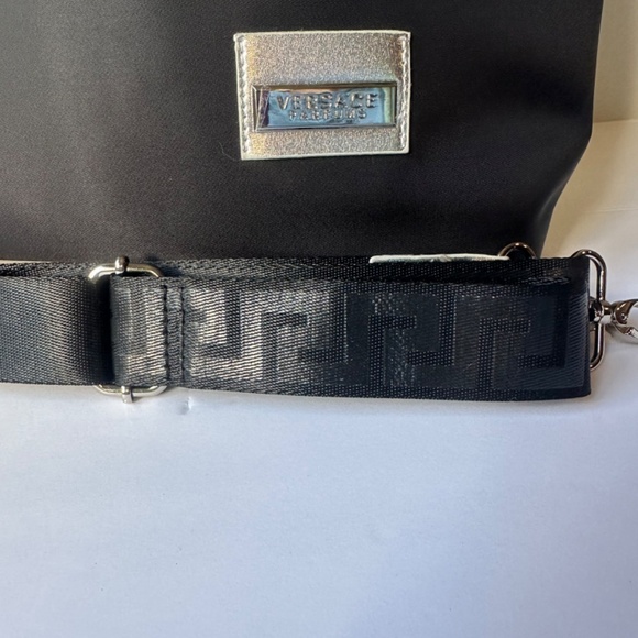 Versace Fragrance Tote Bag Black & Silver Key Logo Strap Dust Bag SEALED PACKAGE - Picture 3 of 15